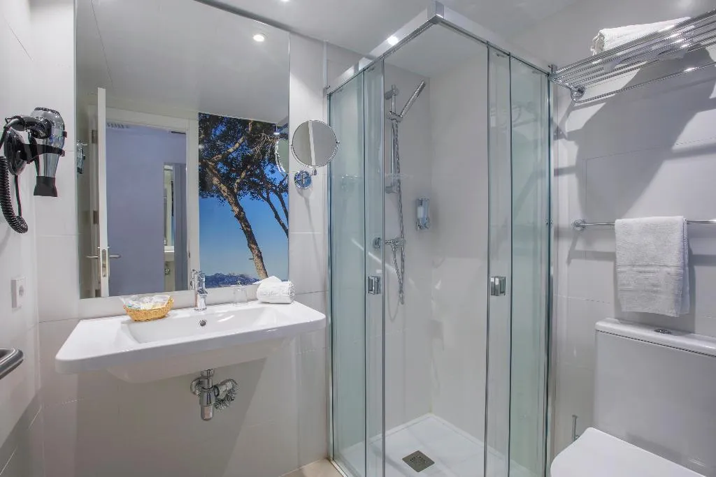 SINGLE STANDARD Room, whala!beach, Majorca