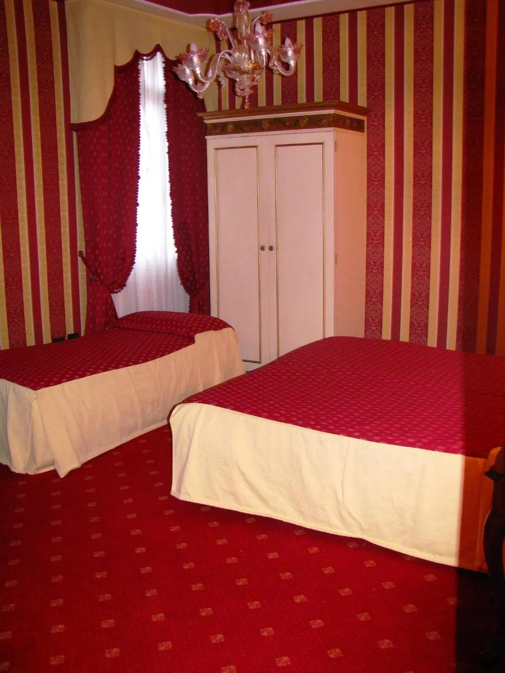 QUADRUPLE WITH DOUBLE BED Room, Hotel Belle Epoque, Venice