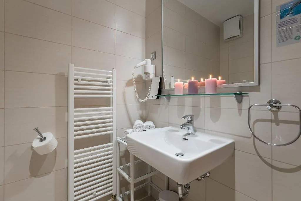 Room, Maritimo, Split