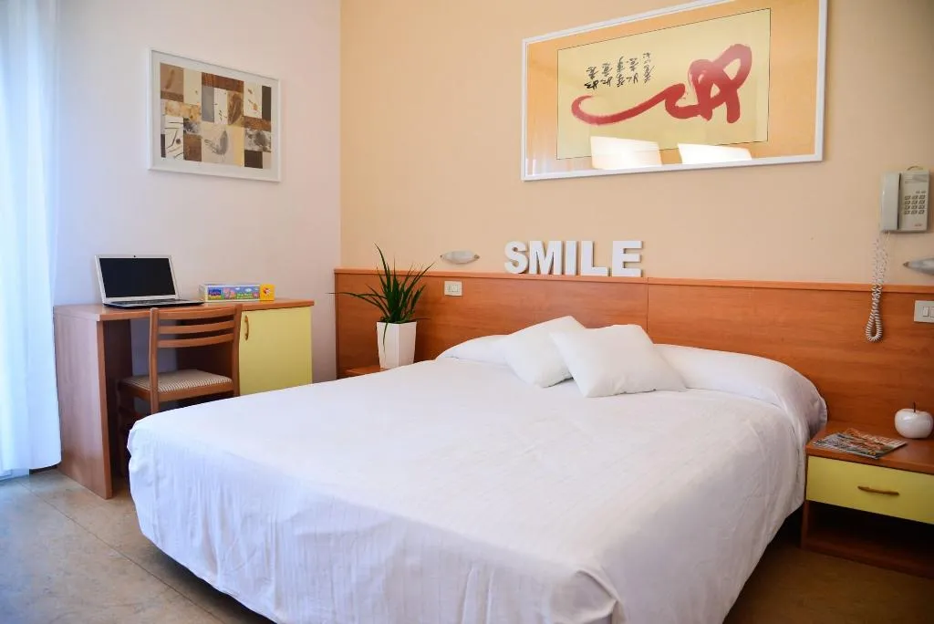 Room, Domingo, Venice