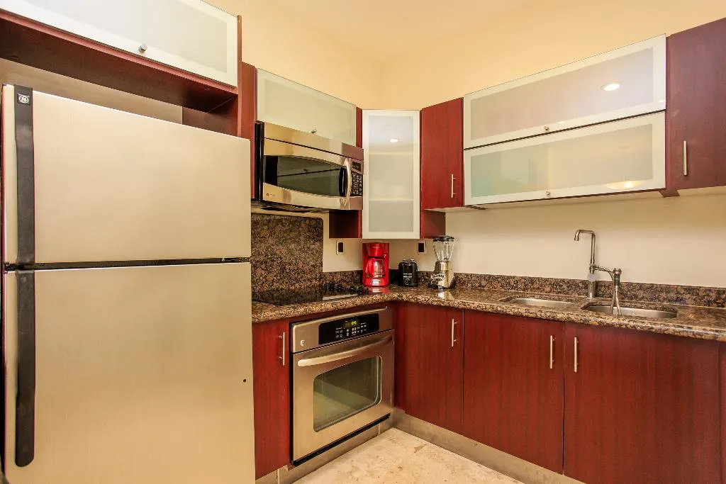 APARTMENT CAPACITY 6 TWO BEDROOMS Room, El Faro Residences, Playa Del Carmen