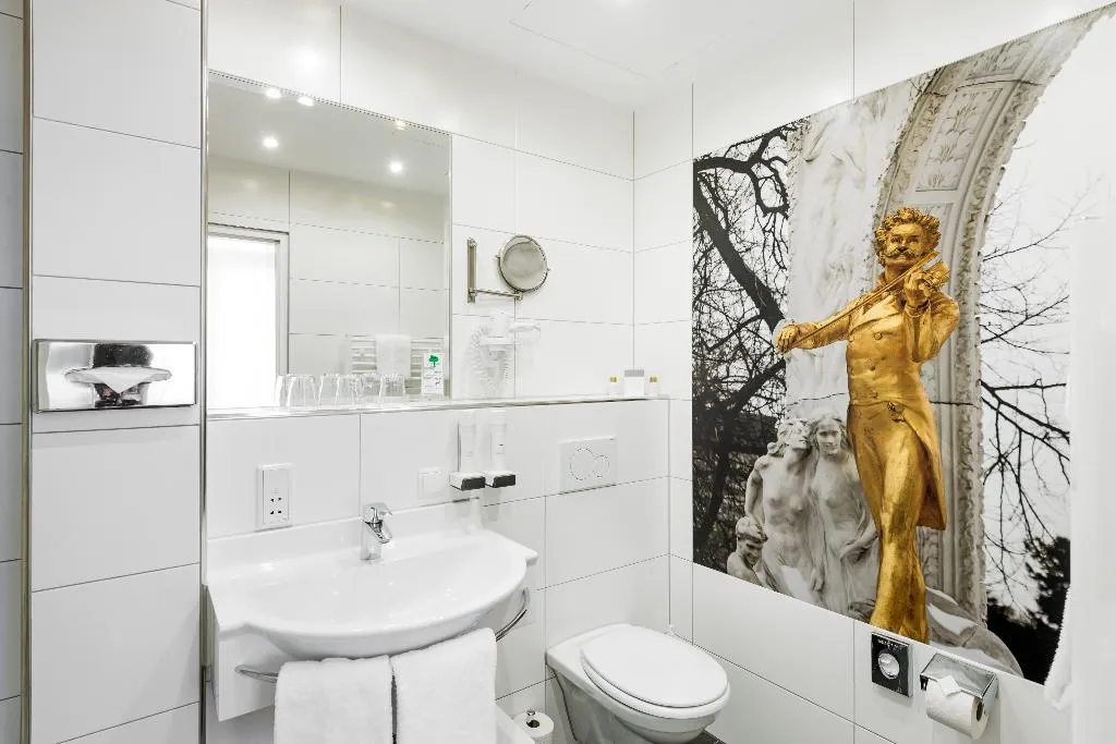 Double or Twin STANDARD Room, Johann Strauss, Vienna