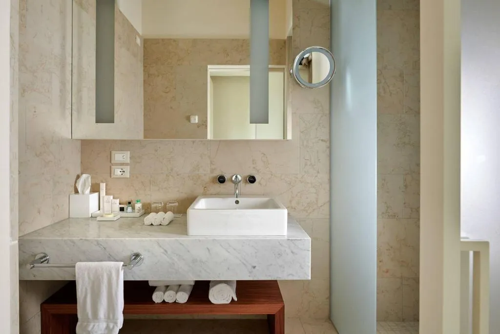 Room, JW Venice, Venice