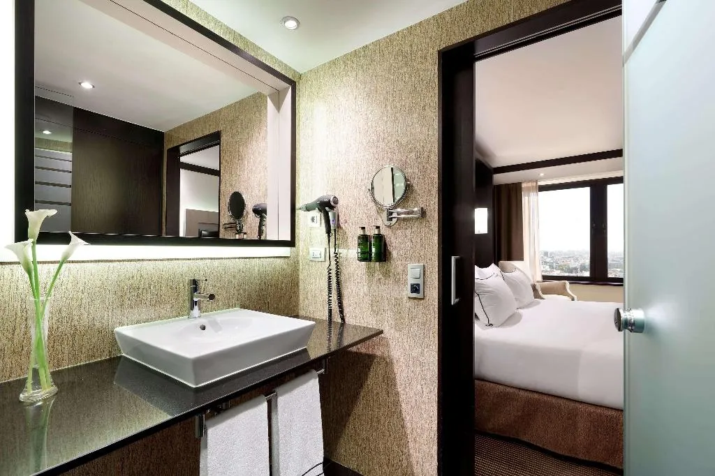 DOUBLE STANDARD Room, Melia Barcelona Sarria, Barcelona