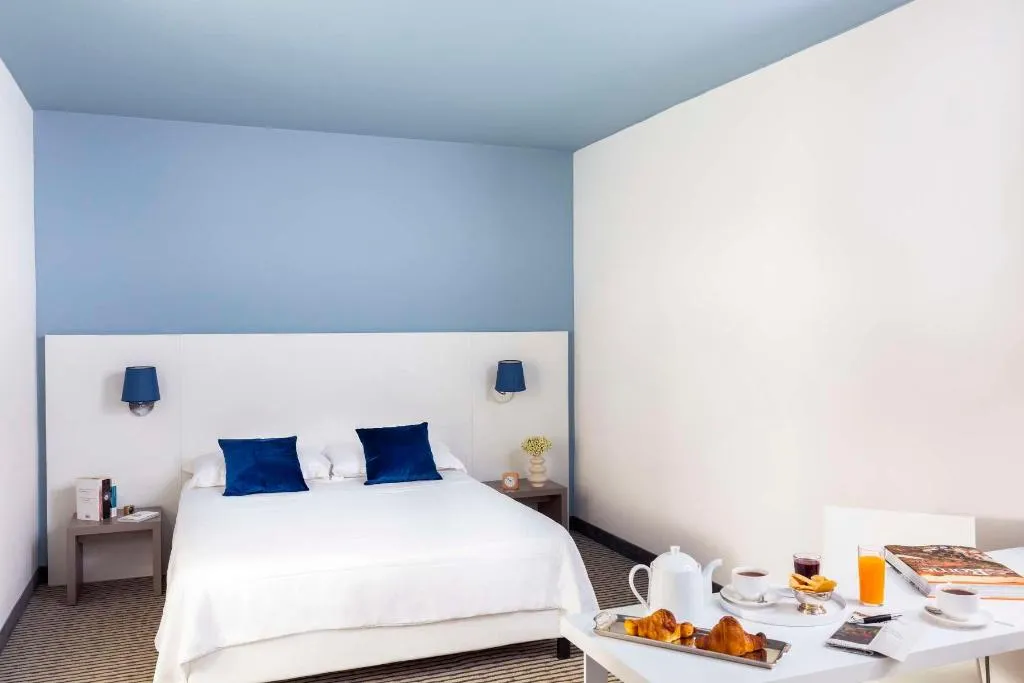 Room, The Caesar Hotel Roma, Rome