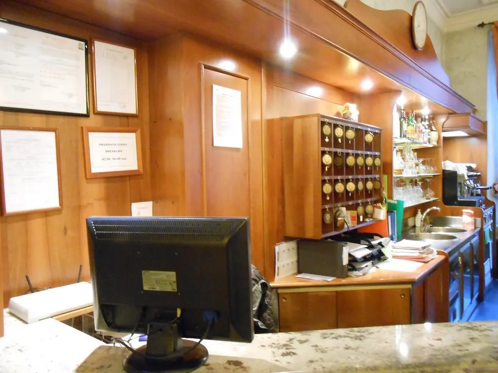Lobby, Giglio, Florence