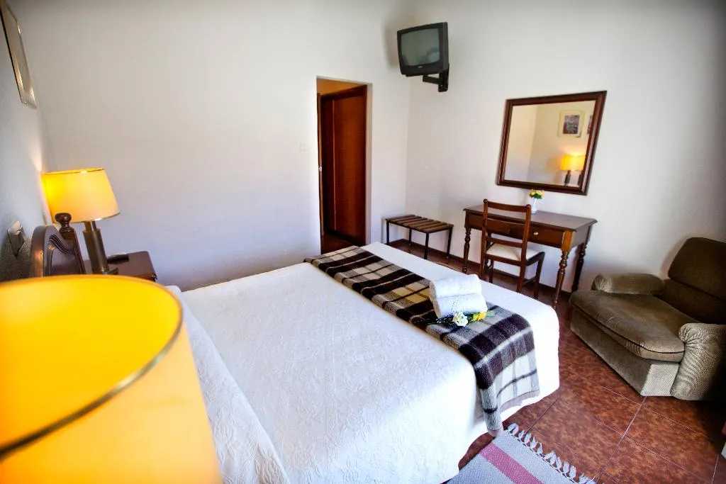 TRIPLE STANDARD Room, Residencial Planalto, Porto
