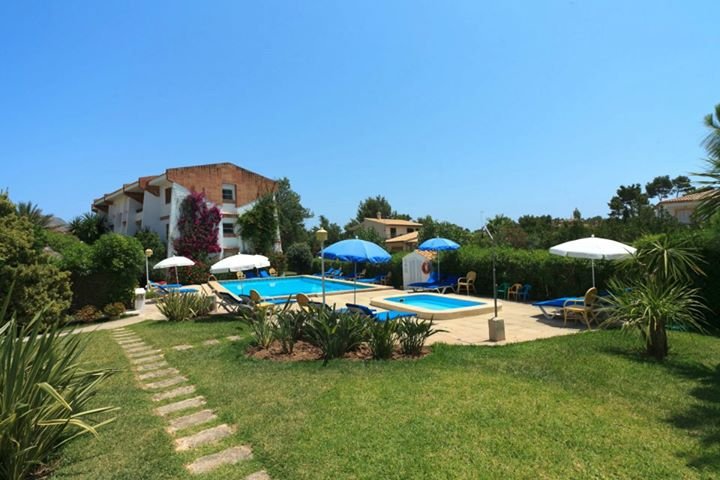 Exterior, Leo Apts., Majorca