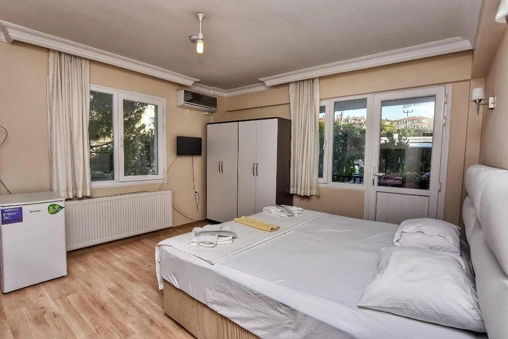 Room, Uzunhan Hotel, Izmir