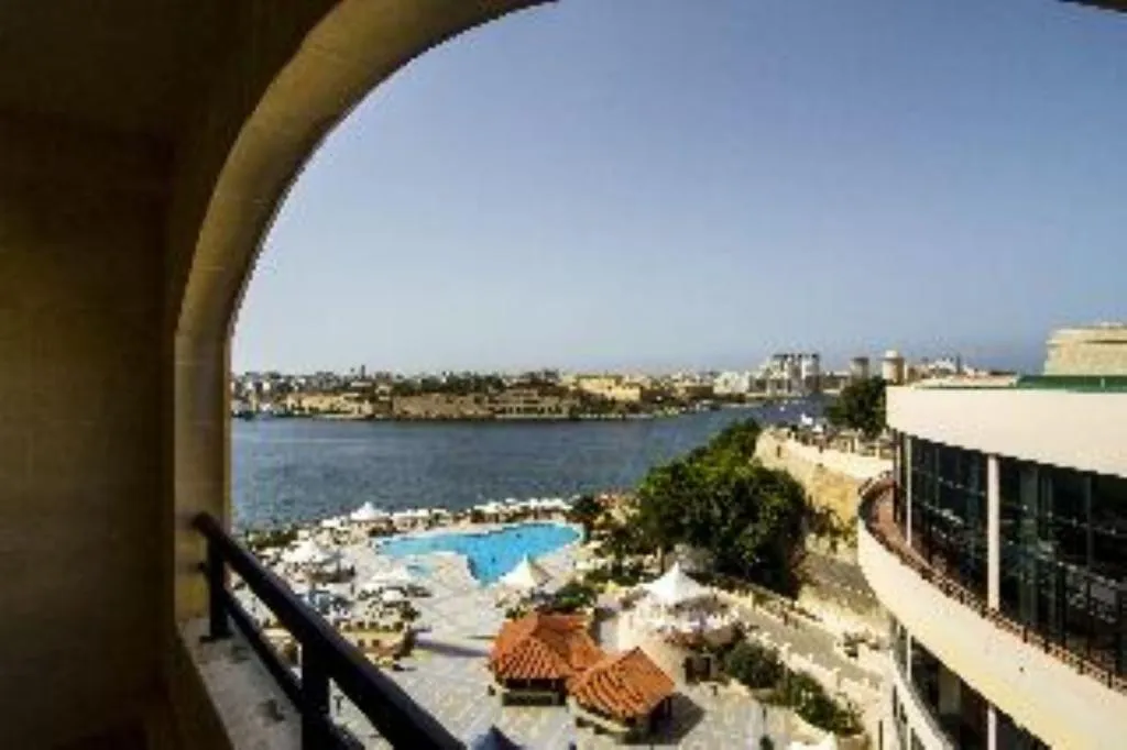 Double or Twin DELUXE SIDE SEA VIEW Room, Grand Hotel Excelsior, Malta
