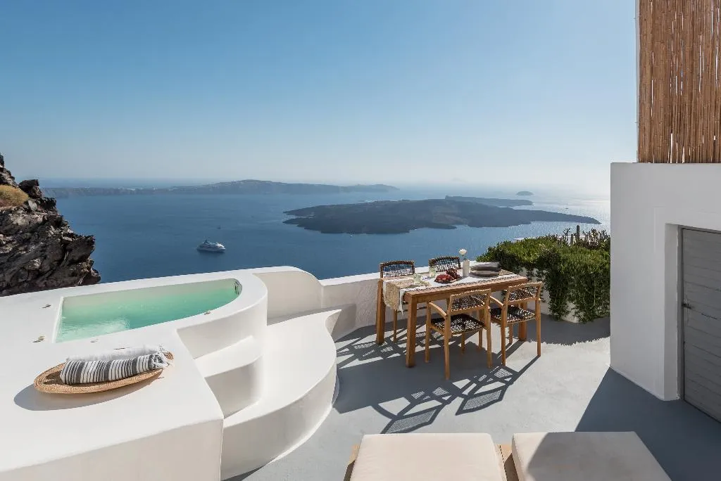 SUITE GRAND Room, Cocoon Suites, Santorini