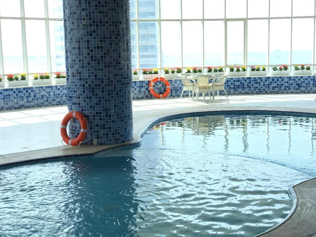 Pool, Aryana, Dubai