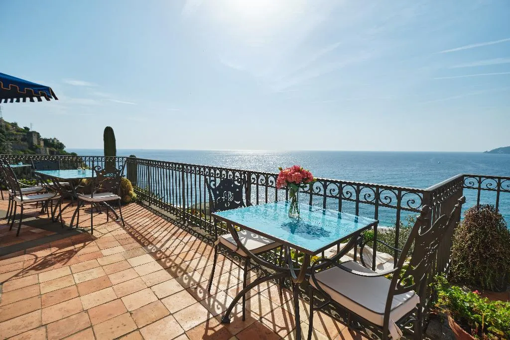 Terrace, Botanico San Lazzaro, Naples