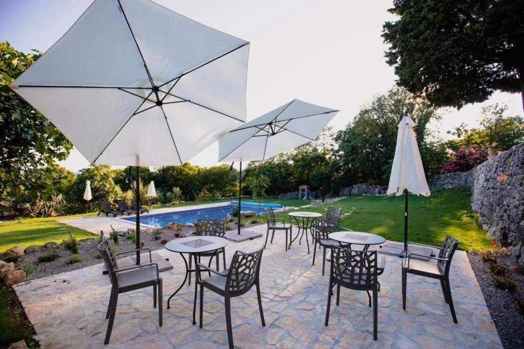 Pool, Villa Calussovo, Istria