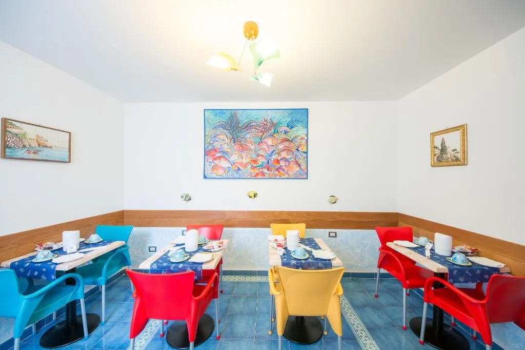 Restaurant, Meublè Casa Mannini, Naples