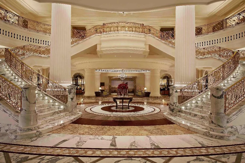 Lobby, Al Habtoor Palace, Dubai
