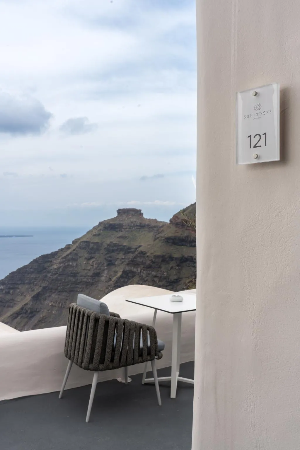 SUITE STANDARD Room, Sun Rocks Boutique Hotel | Caldera View Suites, Santorini