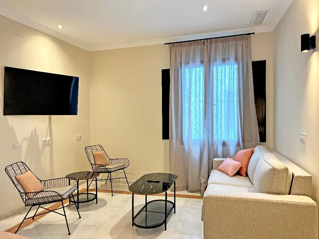 FAMILY ROOM STANDARD Room, Itaca Sevilla, Seville