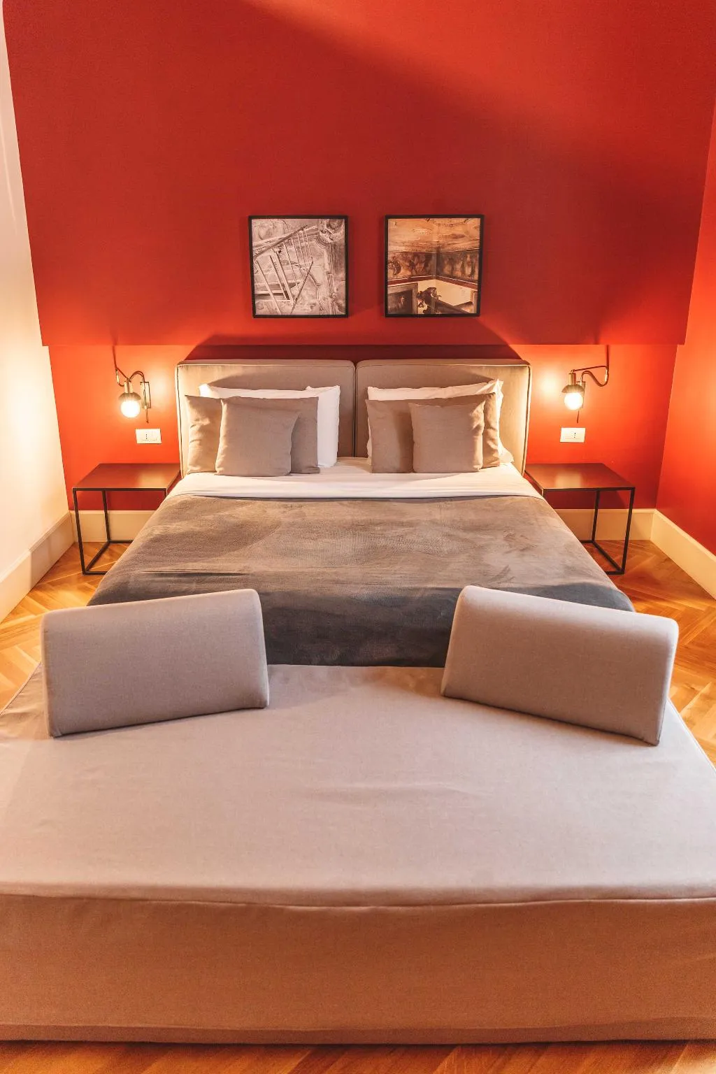 DOUBLE DELUXE Room, Relais Della Porta, Naples