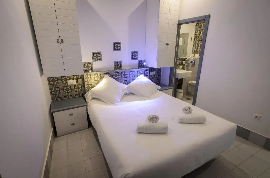 Room, Hostal Gravina, Costa De La Luz