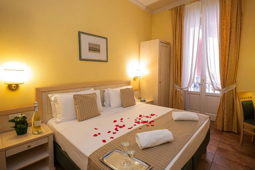 Double or Twin CLASSIC Room, LVG Hotel Collection - Belvedere San Gottardo, Milan