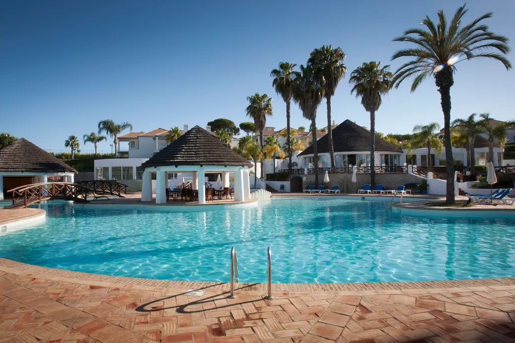 Pool, Encosta do Lago Resort, Algarve