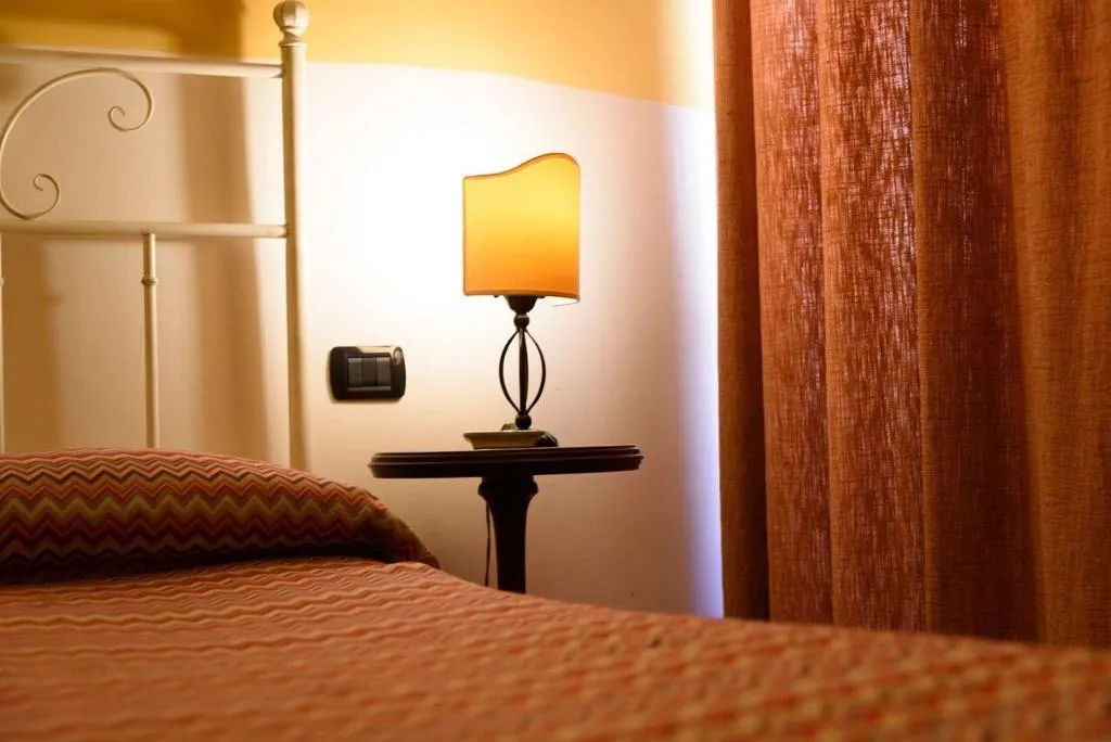 Room, Mergellina, Naples
