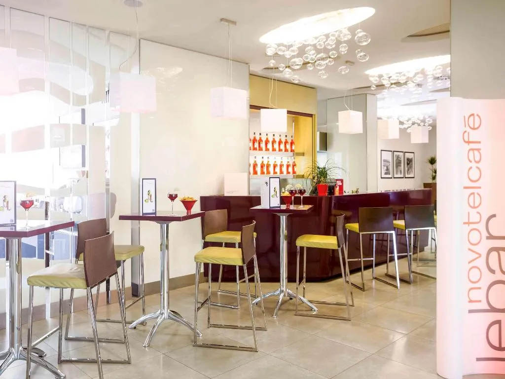 Bar, Novotel Salerno Est Arechi, Naples