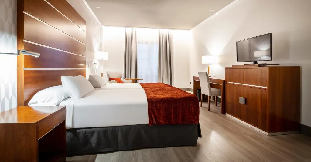 Double or Twin STANDARD Room, Ilunion Alcora Sevilla, Seville