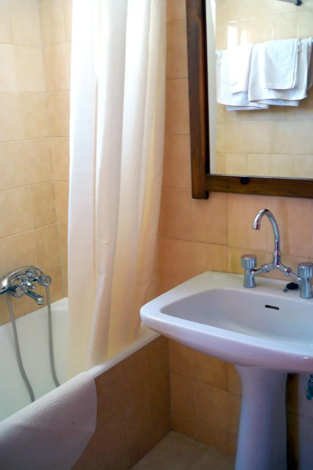 Room, Philoxenia & Studios, Rhodes