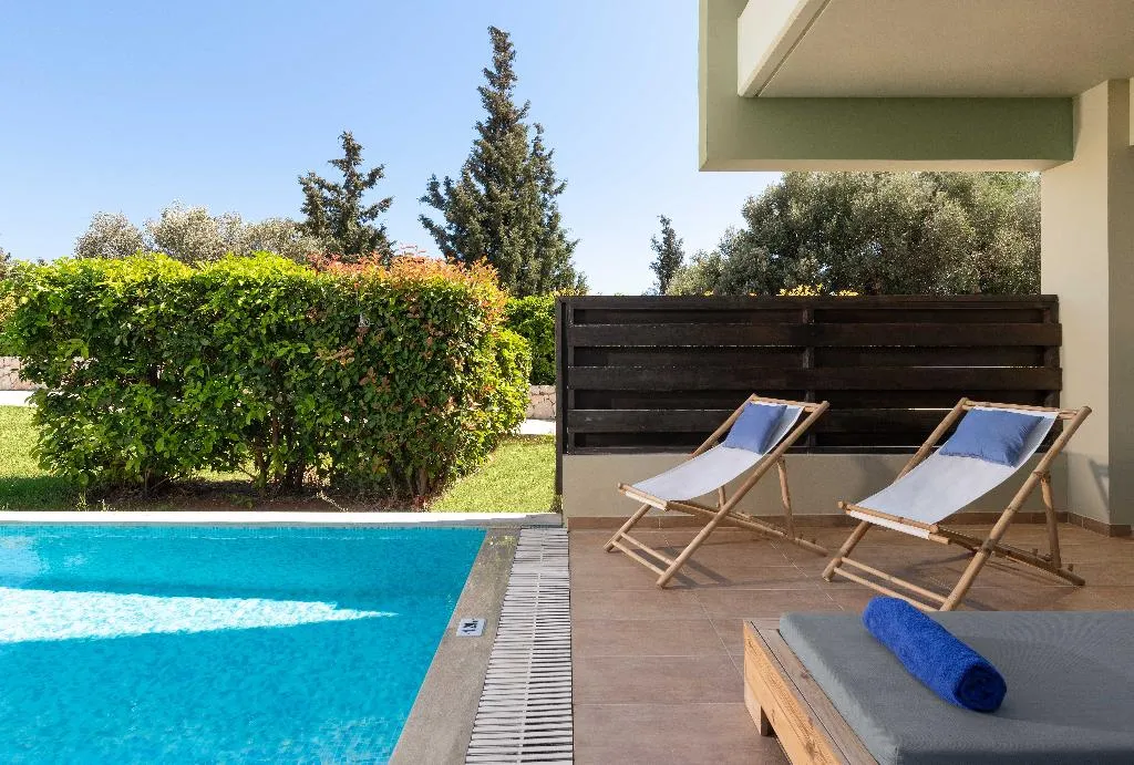SUITE WITH PRIVATE POOL Room, Virginia Family Resort, Rhodes