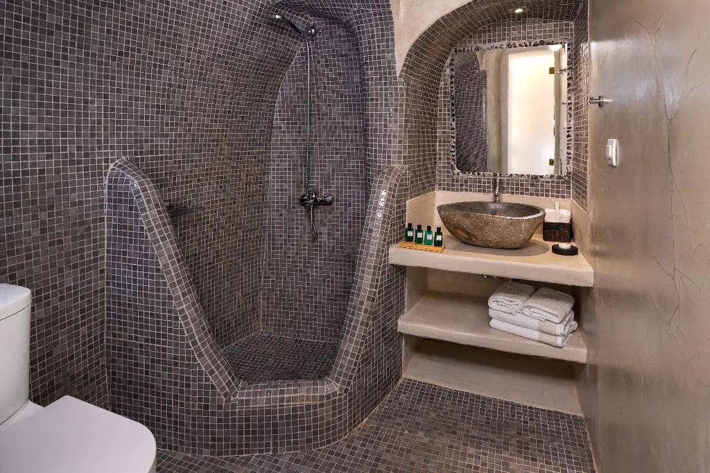 SUITE HONEYMOON Room, Athina Luxury Suites, Santorini