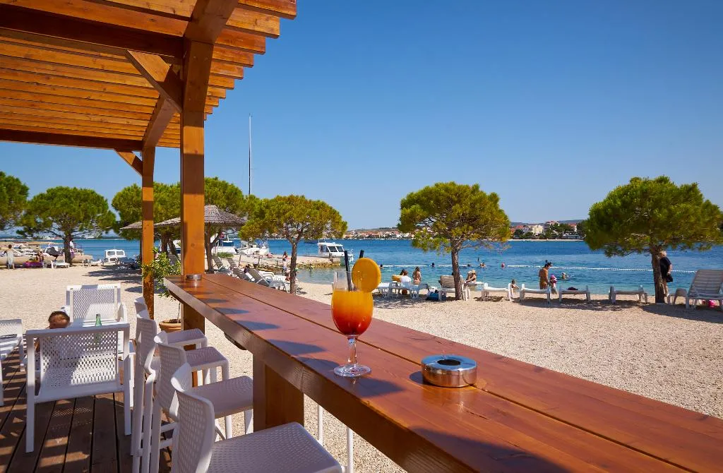 Beach, Spongiola, Split