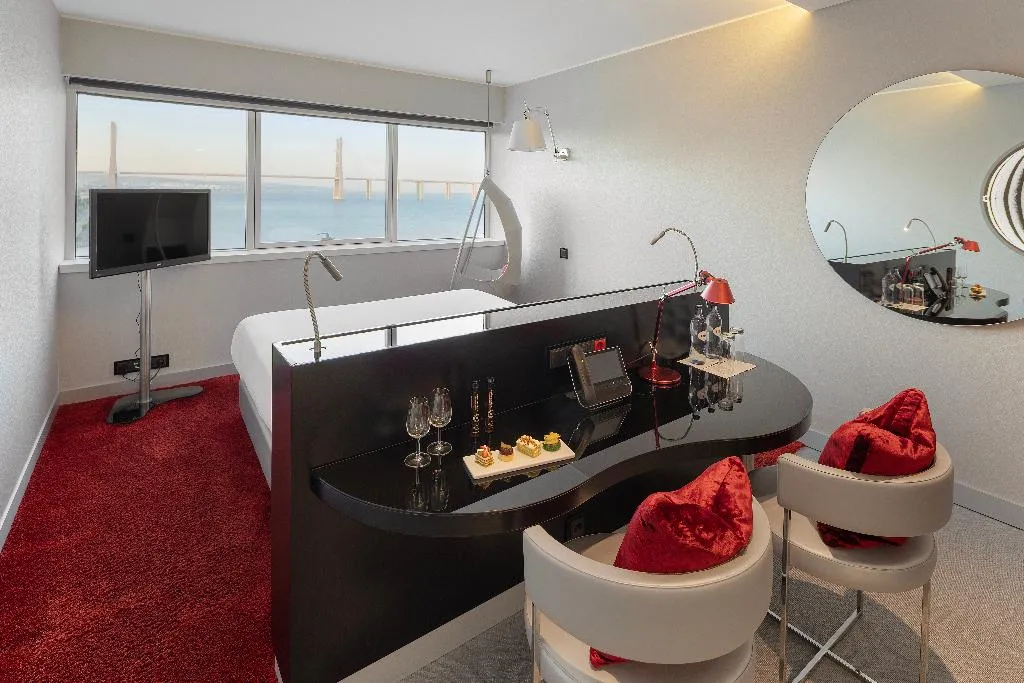 SINGLE DELUXE Room, Myriad By Sana Hotels, Lisbon