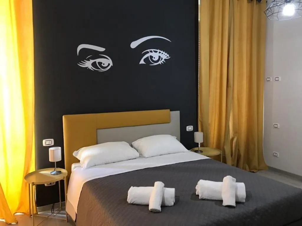 Room, Sensation House, Rome