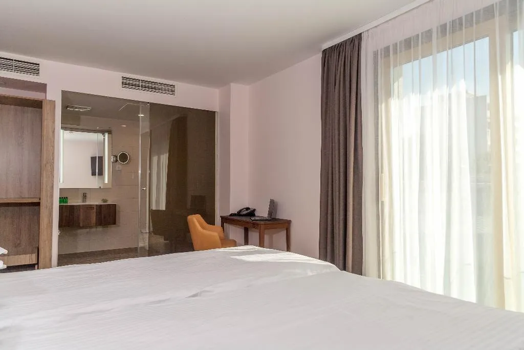 DOUBLE SUPERIOR Room, Amiral, Varna
