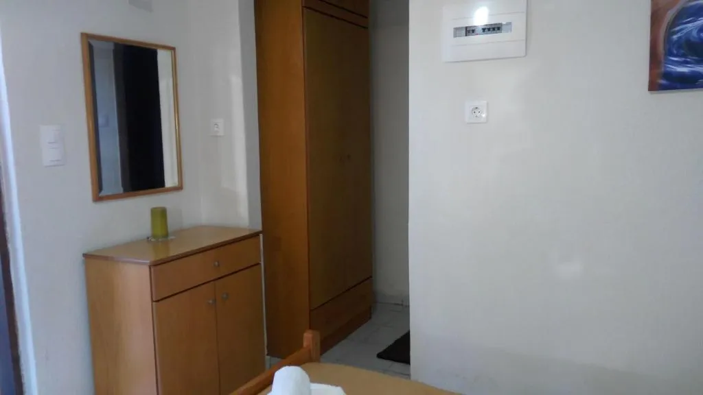 Room, Prosforio, Thessaloniki