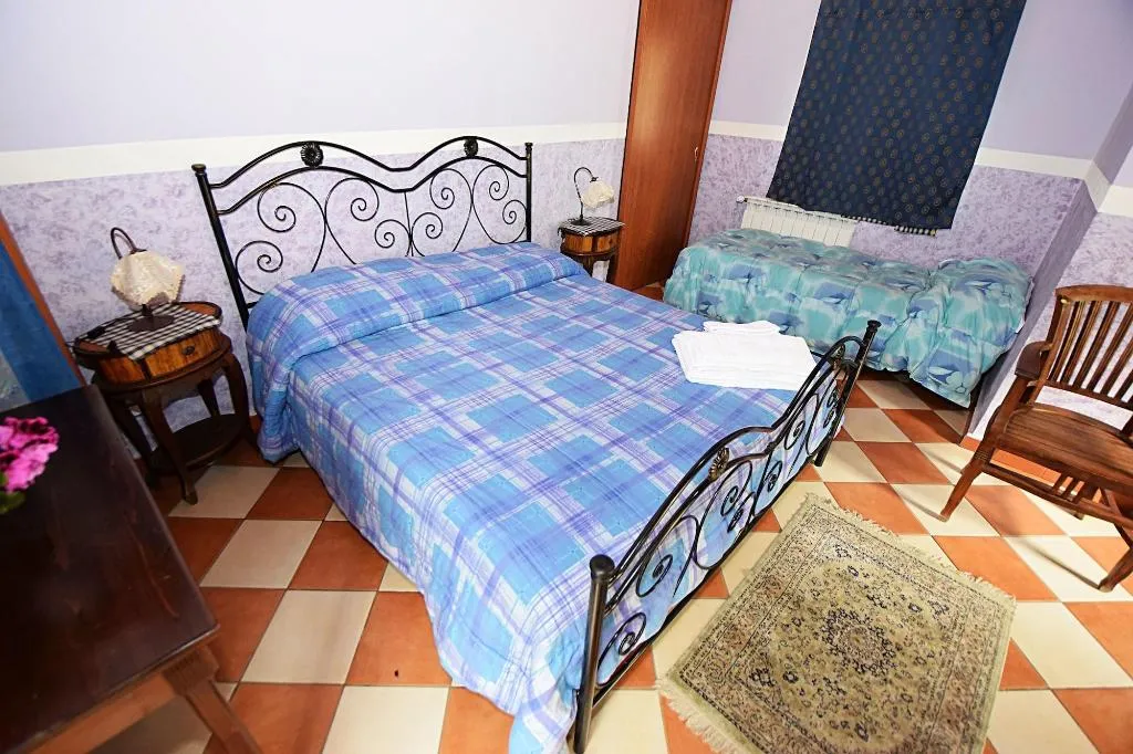 Room, Giucalem La Casa Negli Orti, Catania