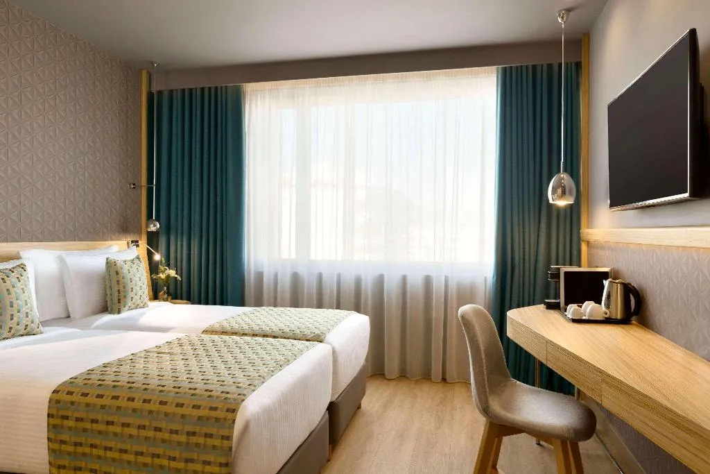 Room, Wyndham Grand Athens, Athens