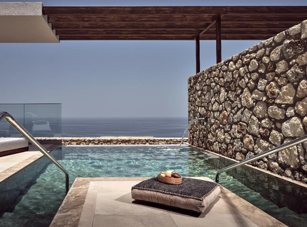 SUITE SEA VIEW WITH PRIVATE POOL Room, The Royal Senses Resort & Spa Crete, Curio Collect, Crete