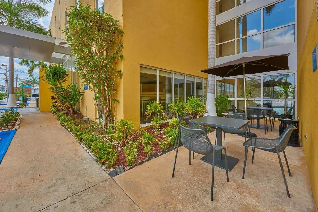 Terrace, City Express by Marriott Campeche, Cancun Area
