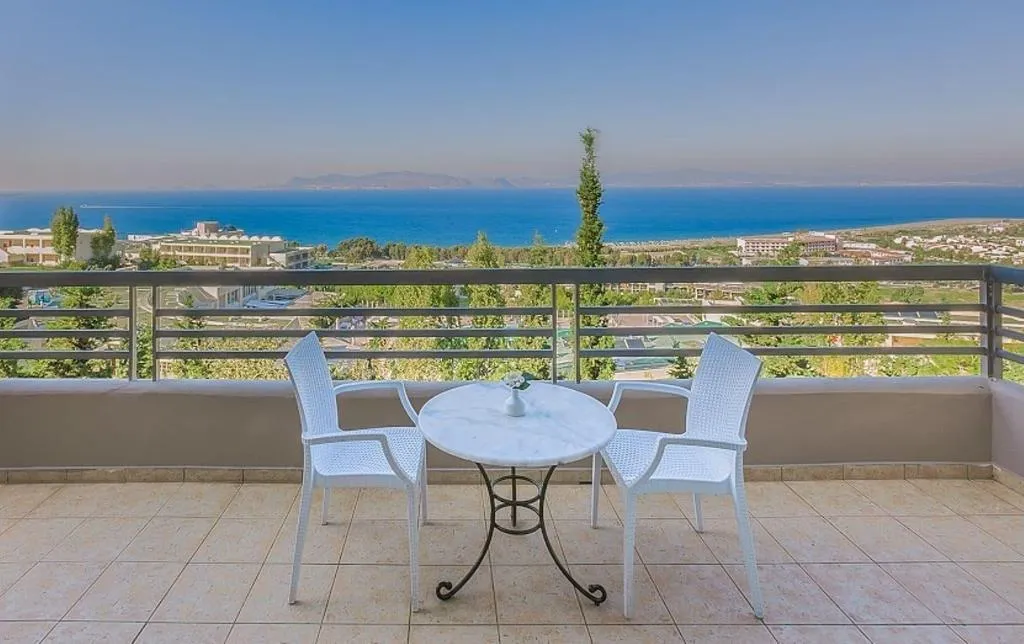 FAMILY ROOM STANDARD Room, Kipriotis Aqualand, Kos