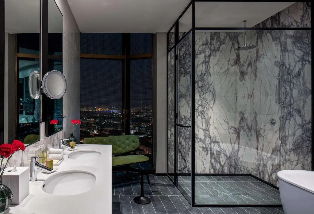 Room, DoubleTree by Hilton Dubai M Square, Dubai