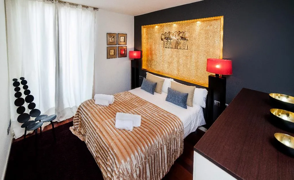 APARTMENT CAPACITY 1 Room, Victoria City Center, Barcelona