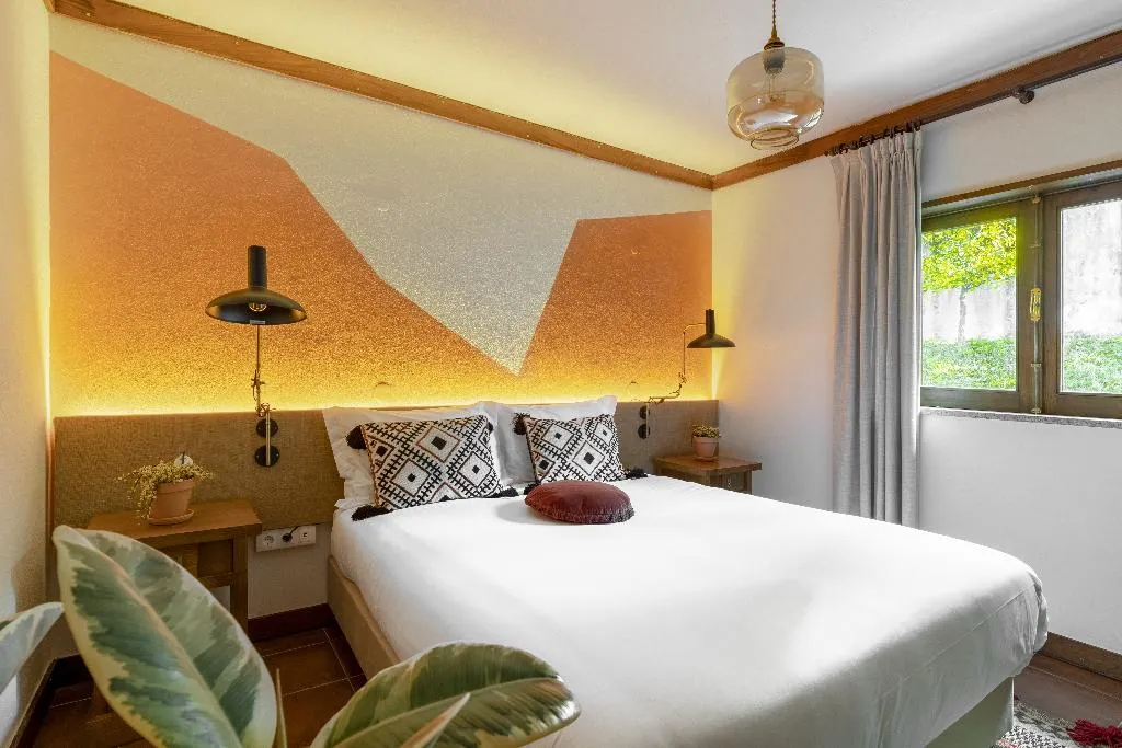 DOUBLE STANDARD Room, Selina Geres, Porto