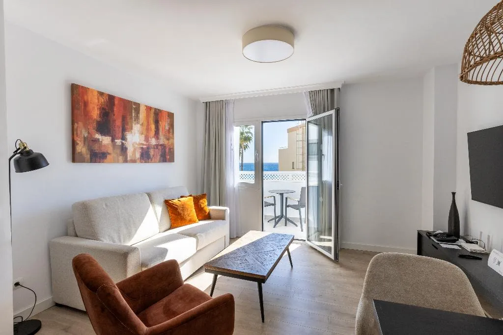 SUITE CAPACITY 3 Room, Ramada Hotel & Suites By Wyndham Costa Del Sol, Costa Del Sol