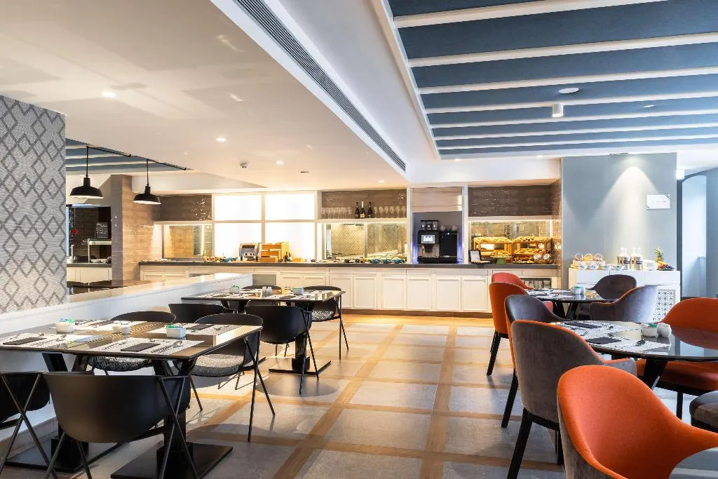 Restaurant, Catalonia Porto, Porto