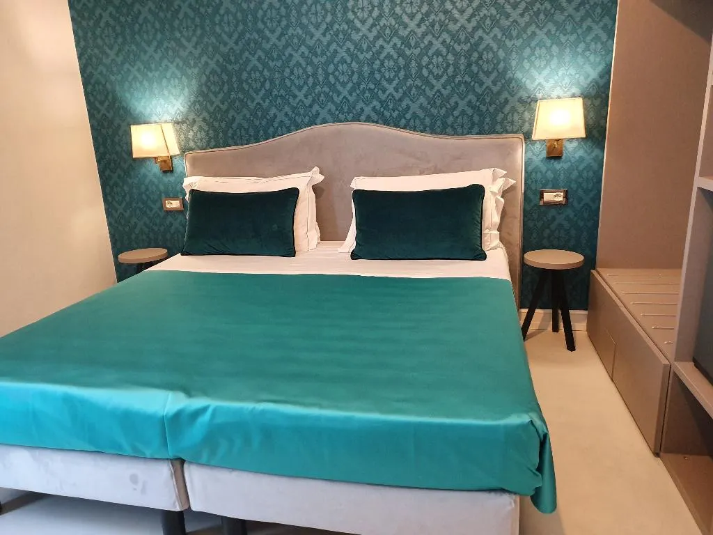 DOUBLE DELUXE Room, Maxim Axial, Florence