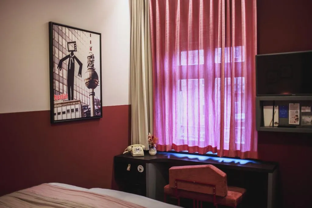 DOUBLE ECONOMY Room, The Circus Hotel, Berlin