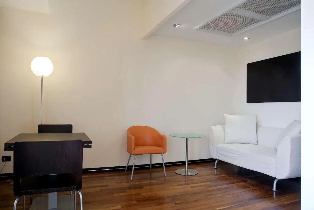 Room, NH Milano 2 Residence, Milan
